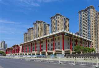 发动机润滑油多少钱